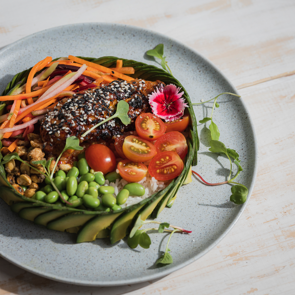 crown pollo avocado