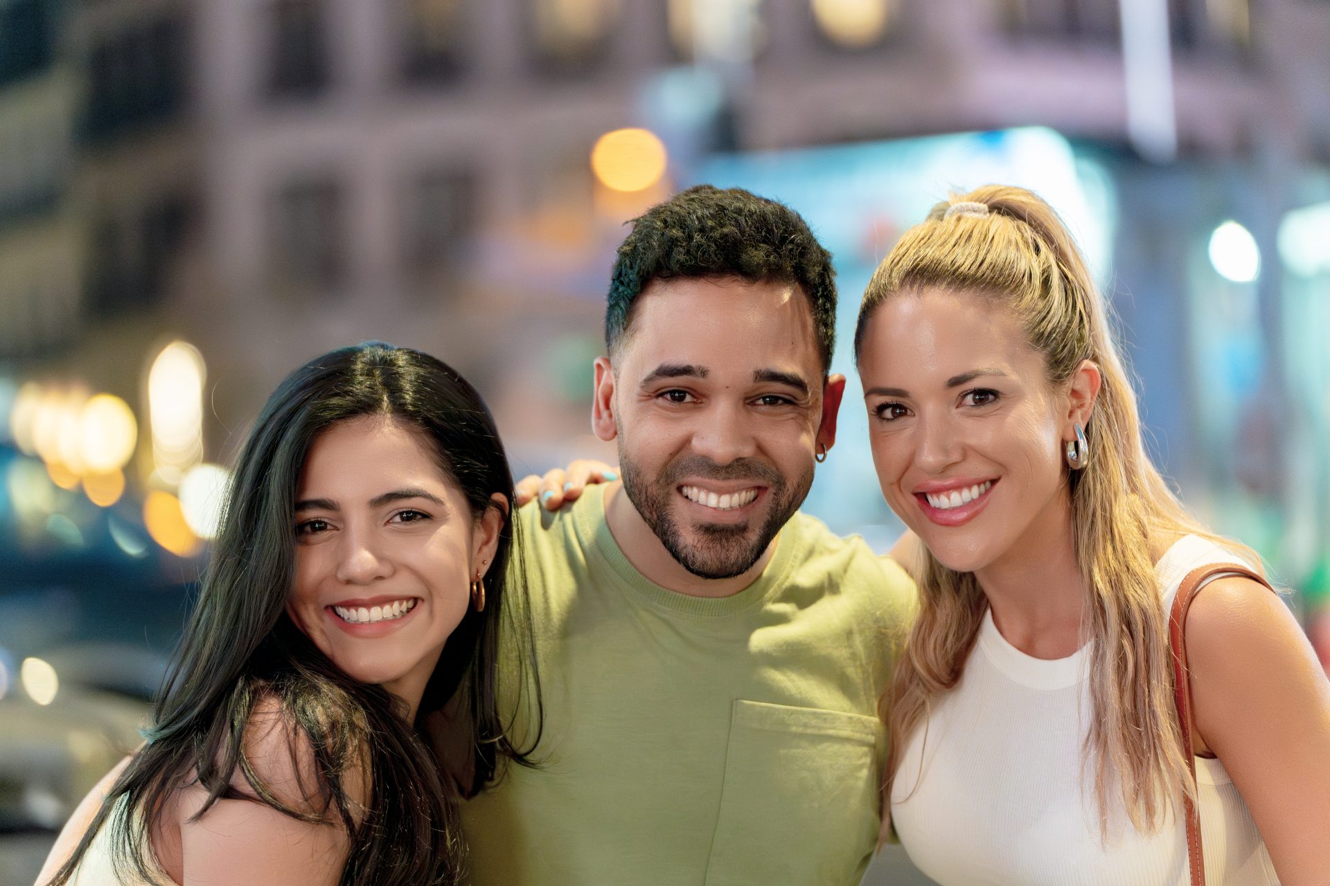 Tu punto de encuentro en Escazú: Descubre Avogarden en la vibrante Plaza Tempo